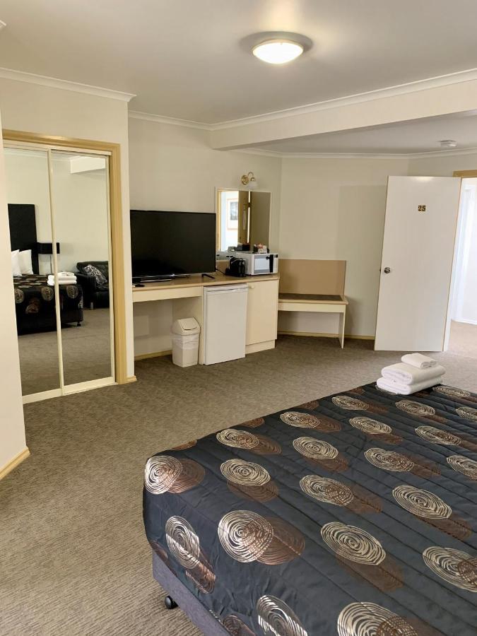 Seahorse Motel คาวเวส ภายนอก รูปภาพ