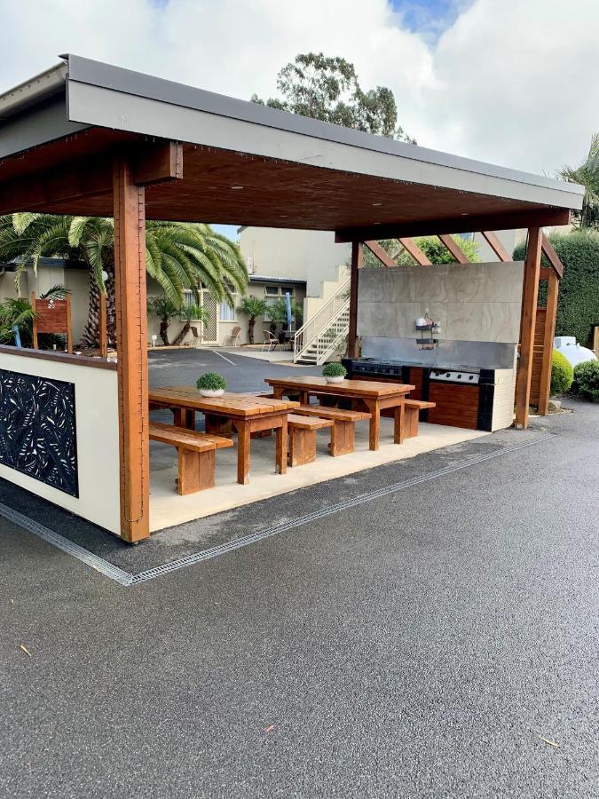 Seahorse Motel คาวเวส ภายนอก รูปภาพ