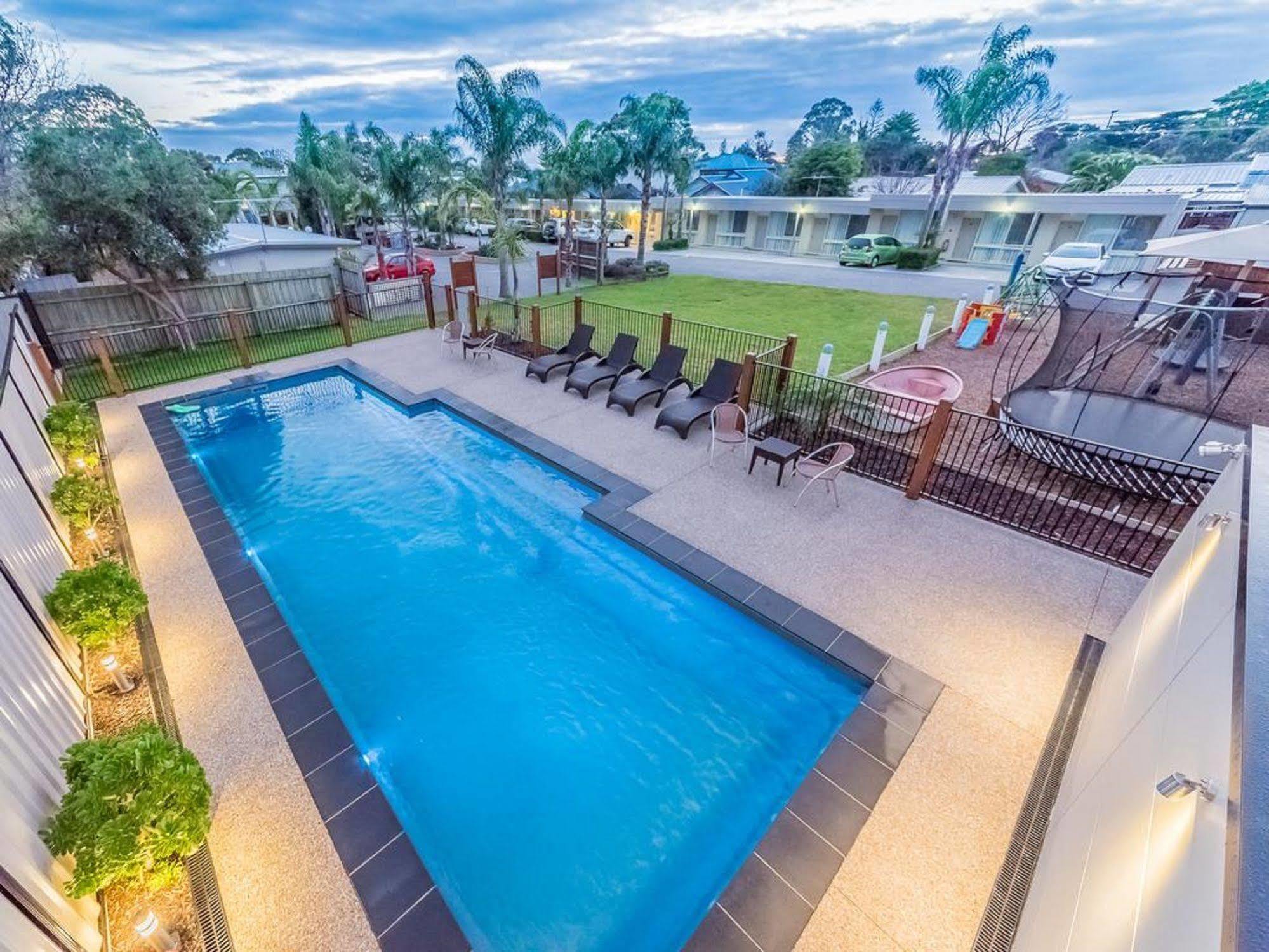 Seahorse Motel คาวเวส ภายนอก รูปภาพ